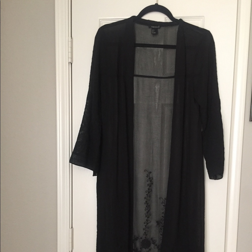 SOLD ❌Stunning Black Shear Embroidered Kimono